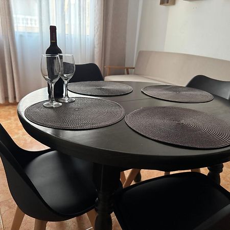 Almuden'S Green Apartment, High-Speed Free Wifi, 250M To Beach, The Center Of Torrevieja Exteriör bild